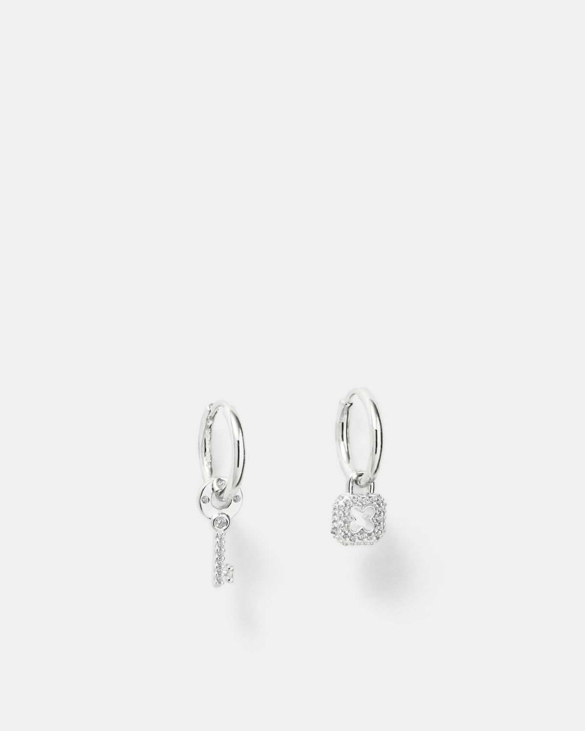 Mimkey Hoop Earrings - Silver