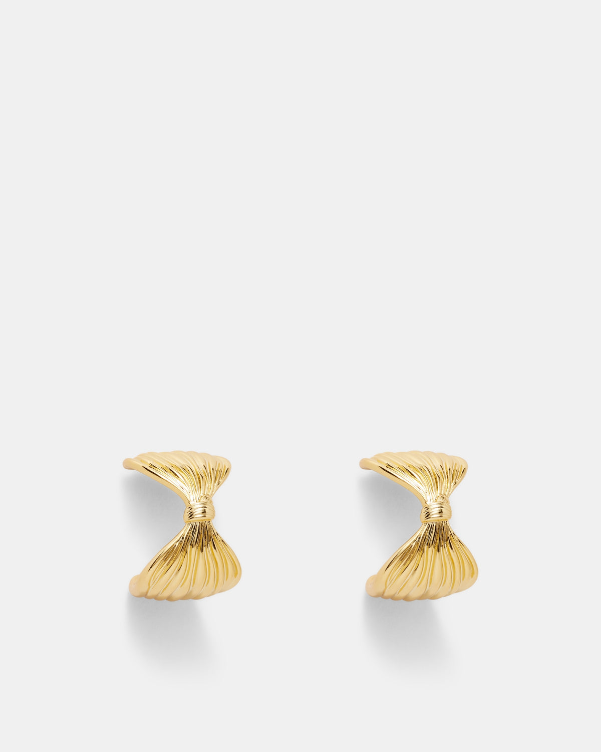 En Pointe Bow Hoop Earrings - Gold